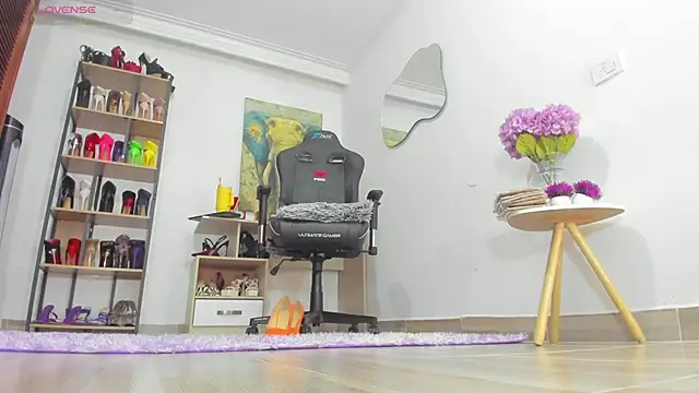 Camillevegas live sex cam