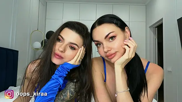 AmyLeeplay live sex cam