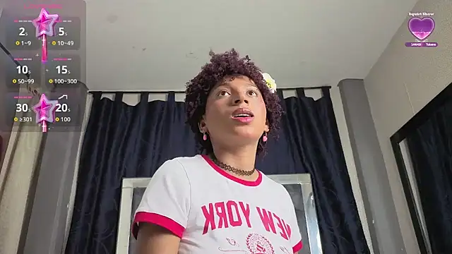 Effie_cooper's cam snapshot