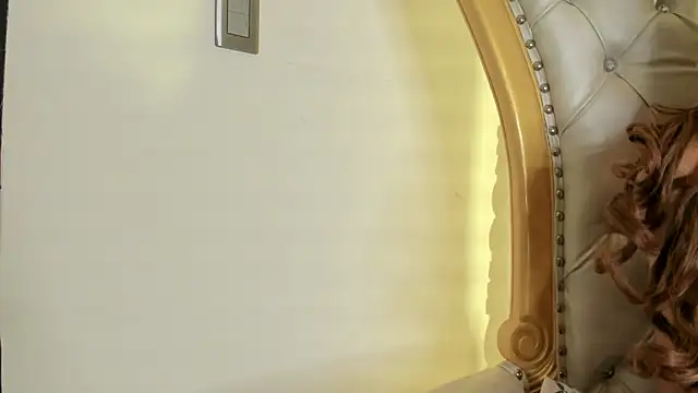 Ari_sunshine_ live sex cam