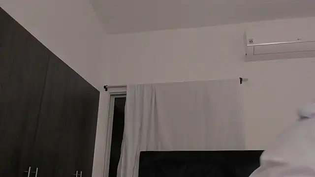 Lily_Woodz live sex cam