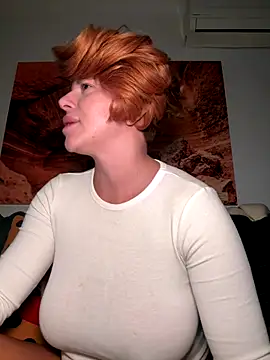 Selvaggia_official83 live sex cam