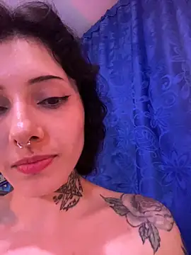 LiliJones_'s cam snapshot