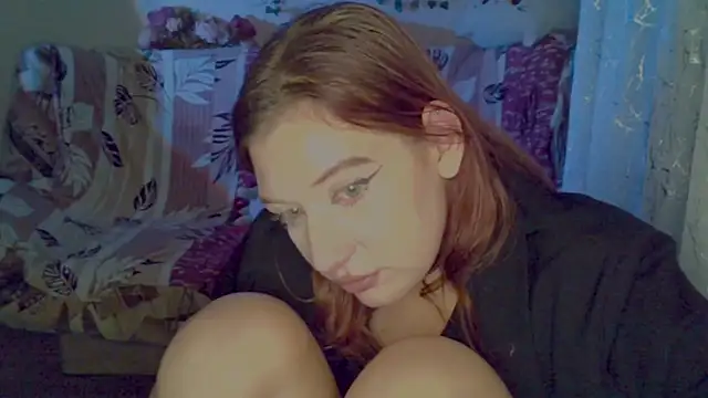 Lily_Ember's cam snapshot