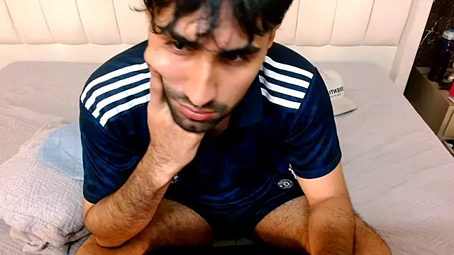 MilanZaire's cam snapshot