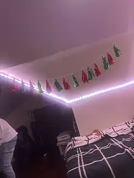 MynameisPaco's cam snapshot