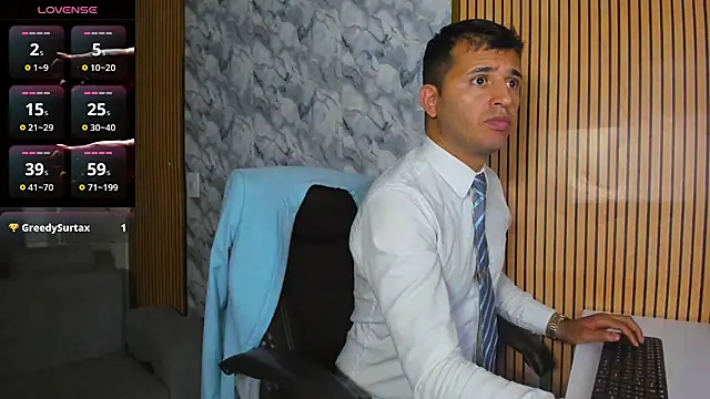 Hideintheoffice's cam snapshot