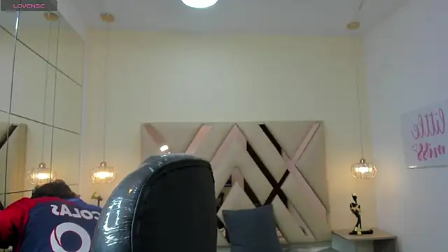 SantiagoRusso18's cam snapshot