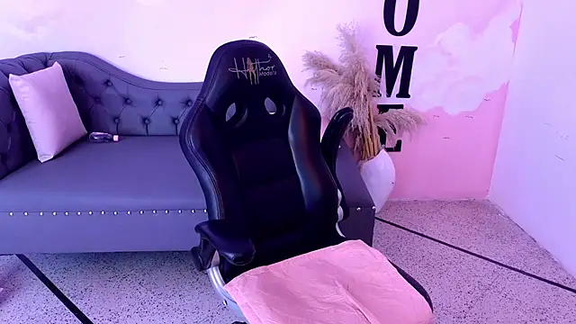 gracehall_1's cam snapshot