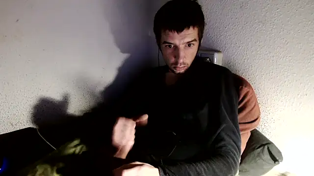 lost_reality's cam snapshot