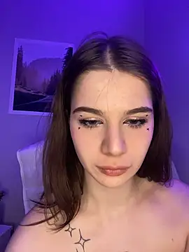 WIKESSTAR live sex cam