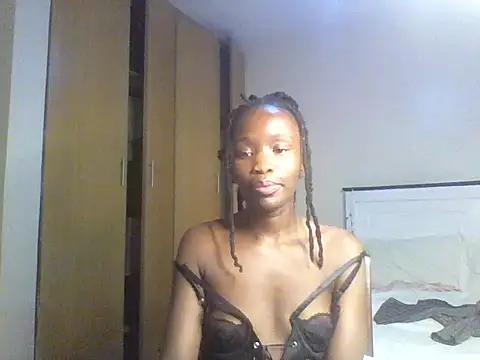 sexxieassy_hanaz's cam snapshot