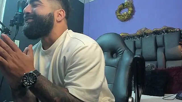 Lyon_vach live sex cam