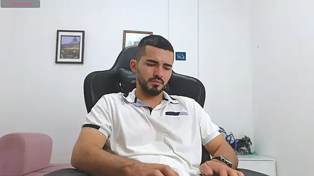 Massimoo_07 live sex cam