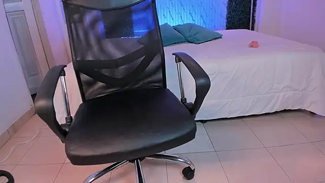 Luciana-Jons's cam snapshot