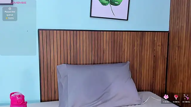 little_candygirl36_'s cam snapshot