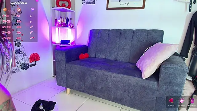 zully_jones's cam snapshot