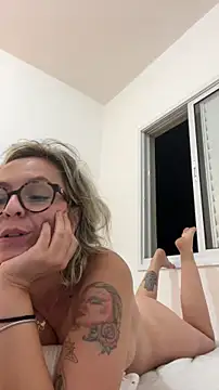 KnotBabe's cam snapshot