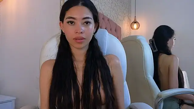 viiolet_whitee's cam snapshot