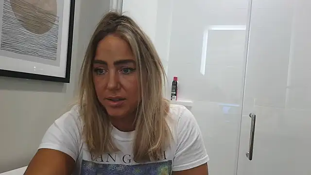 sunshinekisses's cam snapshot