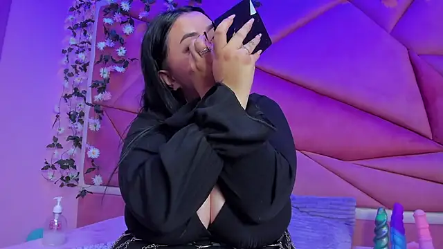 Victoria_Rossy's cam snapshot