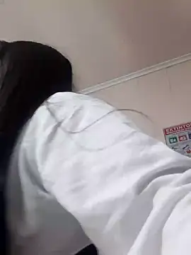 aisha_broown's web cam