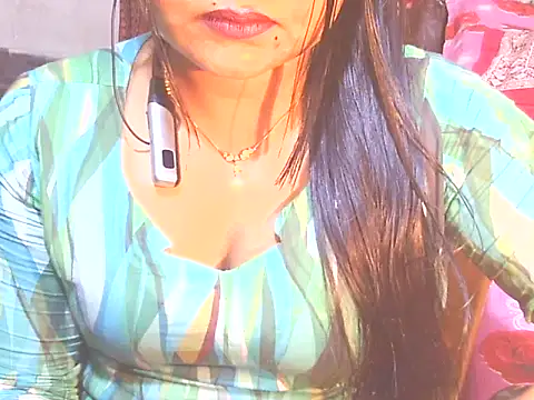 Nusrat_Faria07's cam snapshot