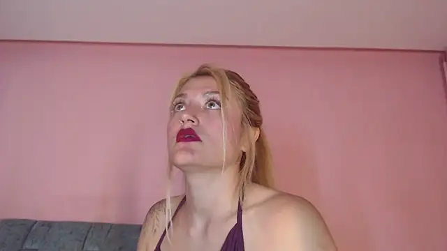 Camila_Russoo's cam snapshot