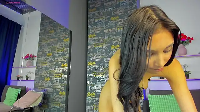 DemmiLove's cam snapshot