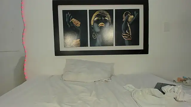 kendra_lovv's cam snapshot