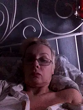 HelgaHimmell's cam snapshot