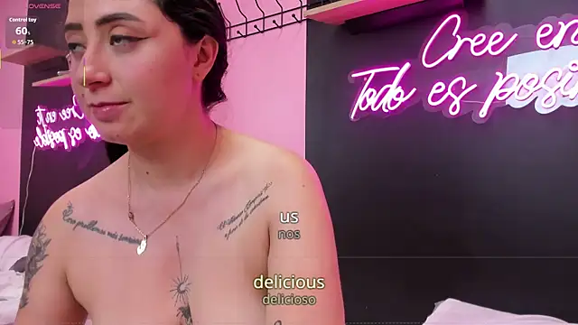 JuliethCruz_'s cam snapshot