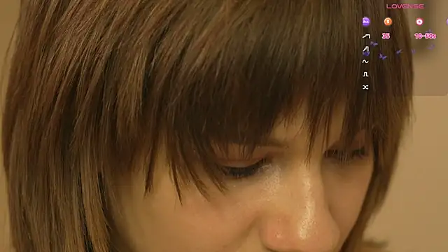 EnchantedIvy's cam snapshot