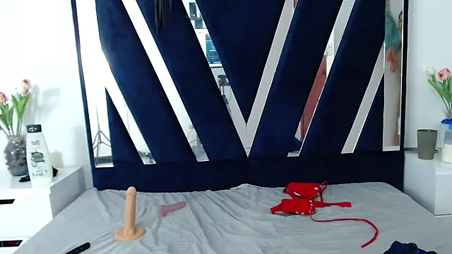 ZoeJhonsom's cam snapshot