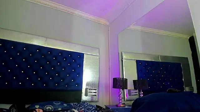 Eyleen_Santos live sex cam