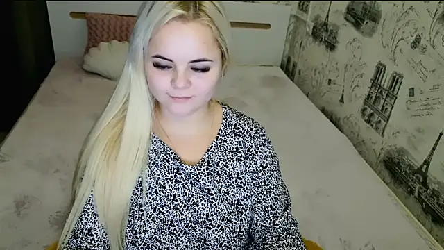 lovely-eyes's cam snapshot