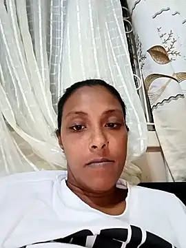 Indian-Hottie001's cam snapshot