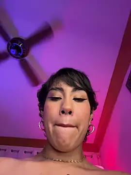 ZahaRose's cam snapshot