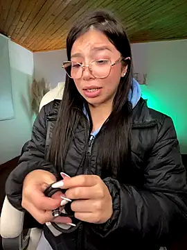 Maddy_Piink's cam snapshot