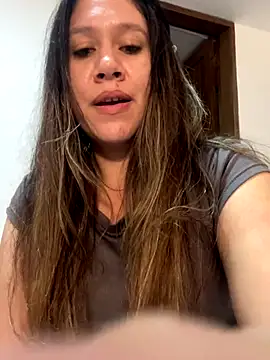 emma_hot2006's cam snapshot