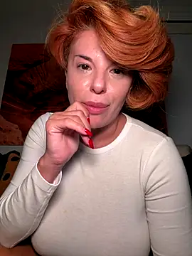 Selvaggia_official83 live sex cam