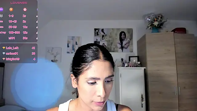 VeronikaOlsen live sex cam