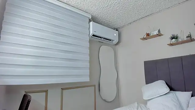 Thony_Big live sex cam