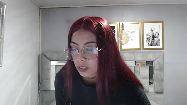 Cute_Martina_v's cam snapshot