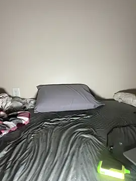 babyizzie's cam snapshot