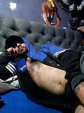 hairy_mannn live sex cam