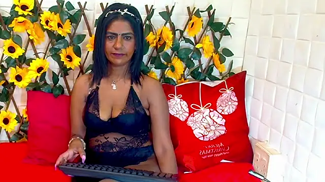 EroticSexyStripper's cam snapshot