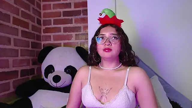 ZoeSinclaiir_4's cam snapshot