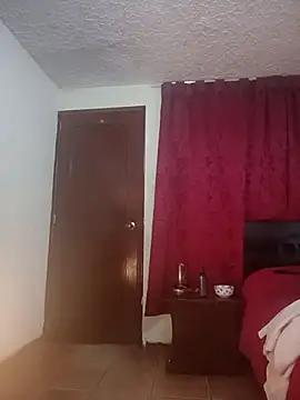 leyla_james_'s cam snapshot