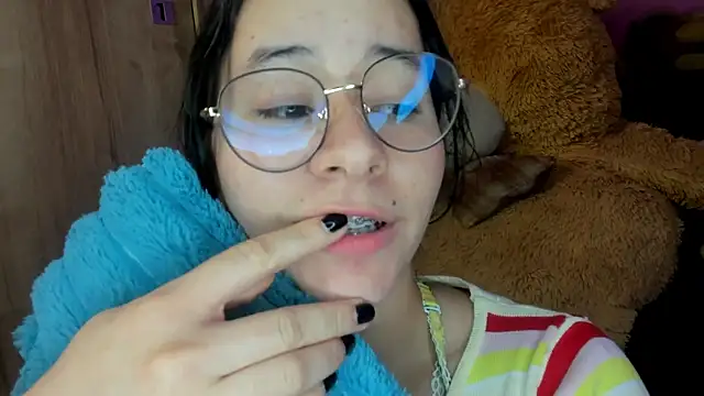 agnes_213's cam snapshot